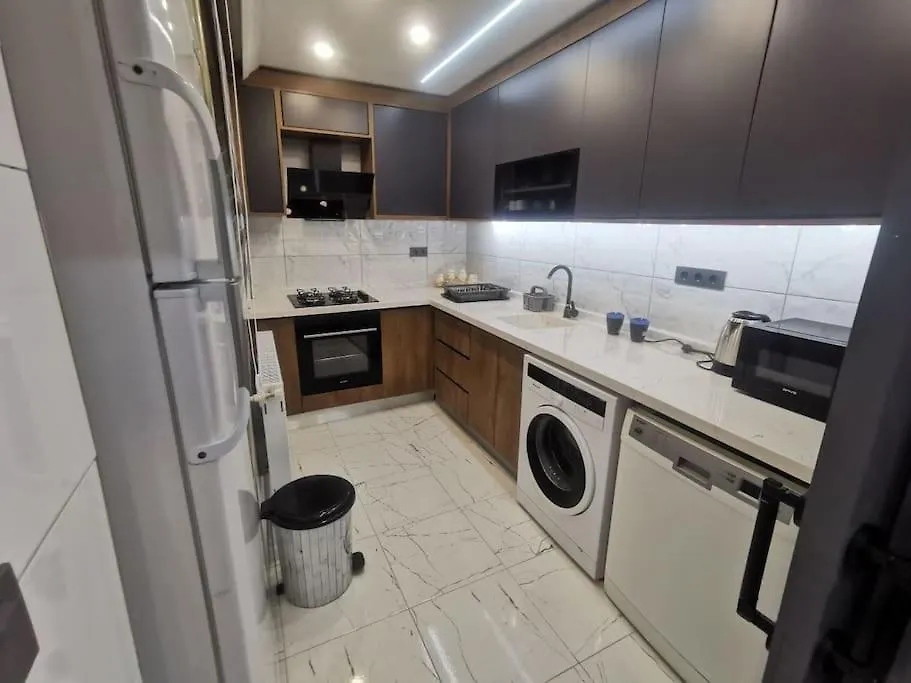 Holiday 5 4 Sisli 3 Istanbul